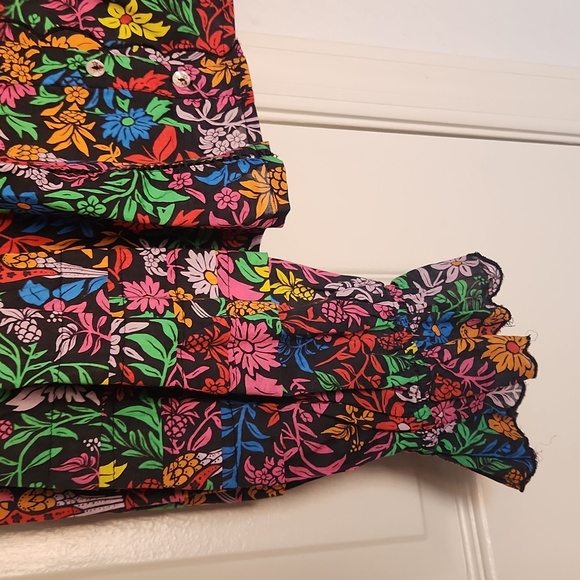 Farm Rio Tropical Garden Floral Long Sleeved Ruffle Button Down Top Size Medium - Picture 4 of 9